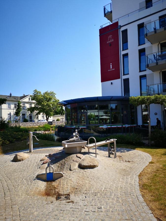 Albert-Inn-Glowe - Barrierefrei & 3 Schlafzimmer & Coworking & Strandkorb-Saisonal & Sauna Im Haus & Fahrraeder Exterior foto